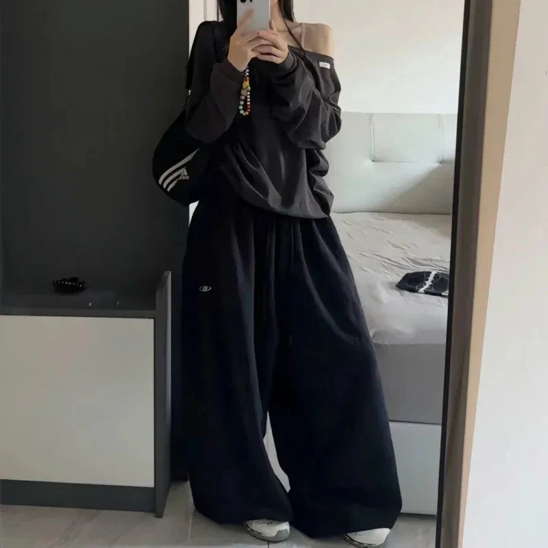 Wide-Leg Pants